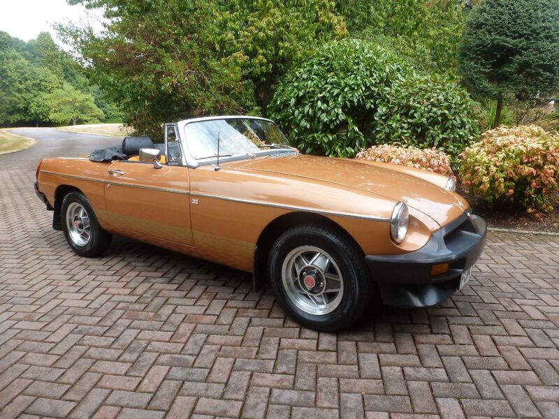 View MG MGB ROADSTER LE