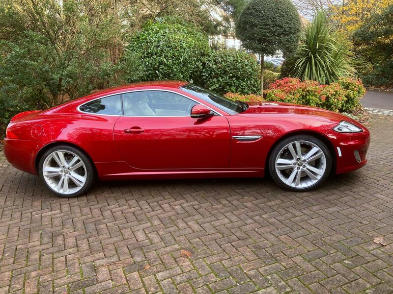 View JAGUAR XK 5.0 V8 Portfolio 