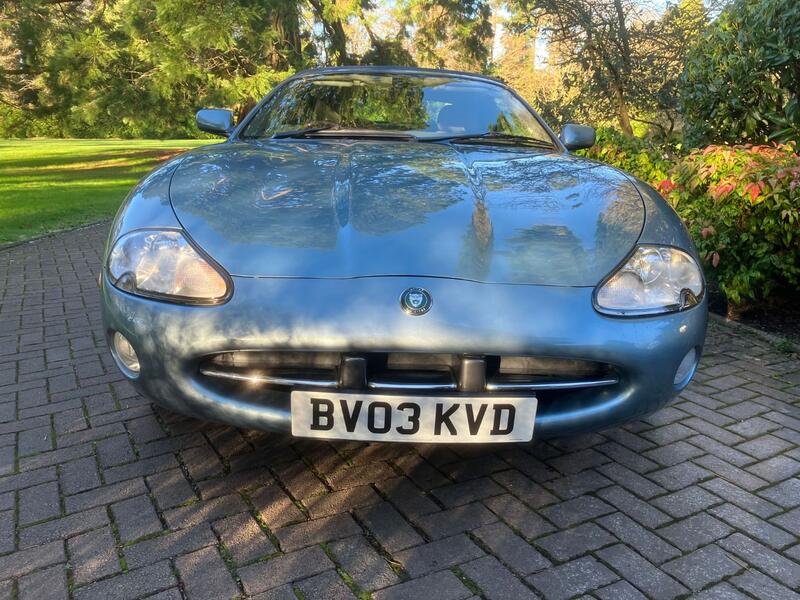 JAGUAR XK8