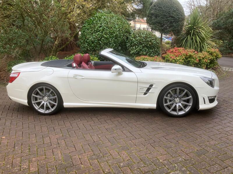 View MERCEDES-BENZ SL CLASS 5.5 SL63 V8 AMG 