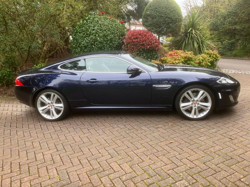 View JAGUAR XK 5.0 V8 Signature