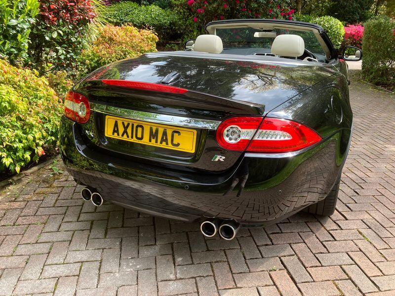 JAGUAR XKR