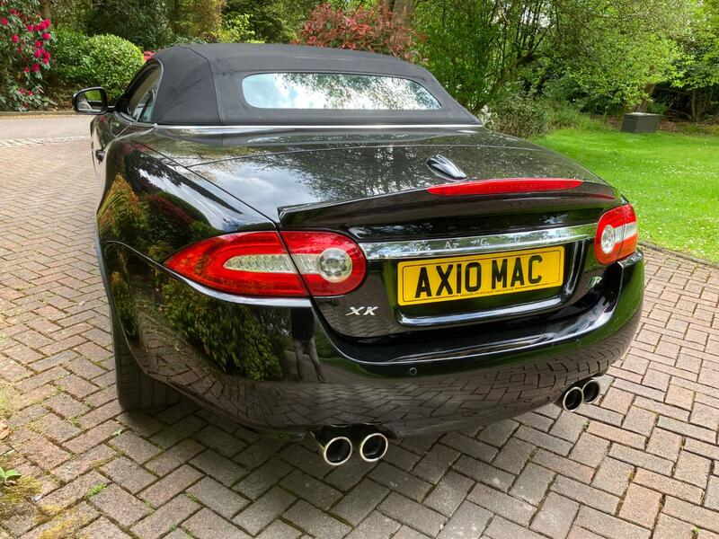 JAGUAR XKR