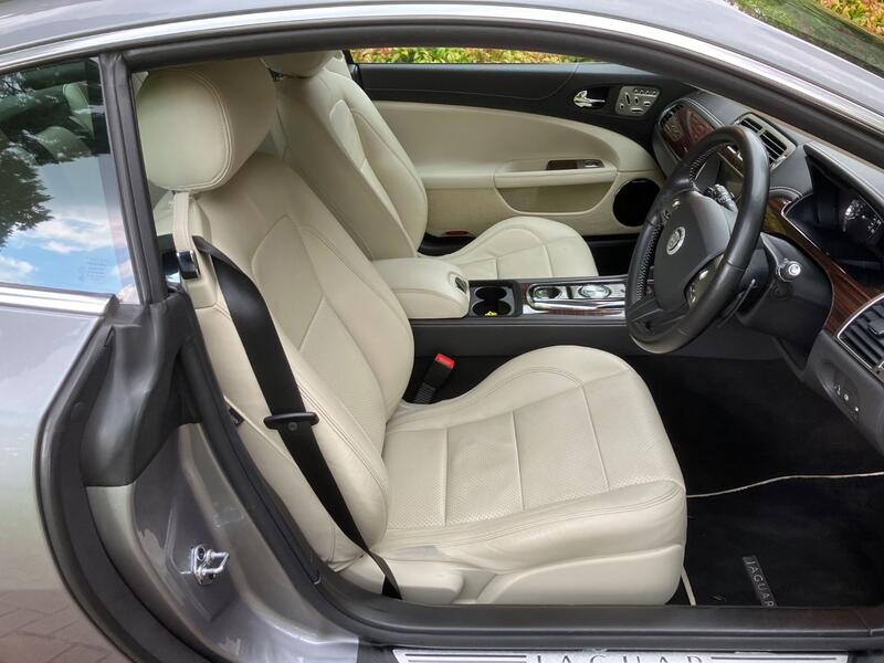 JAGUAR XK