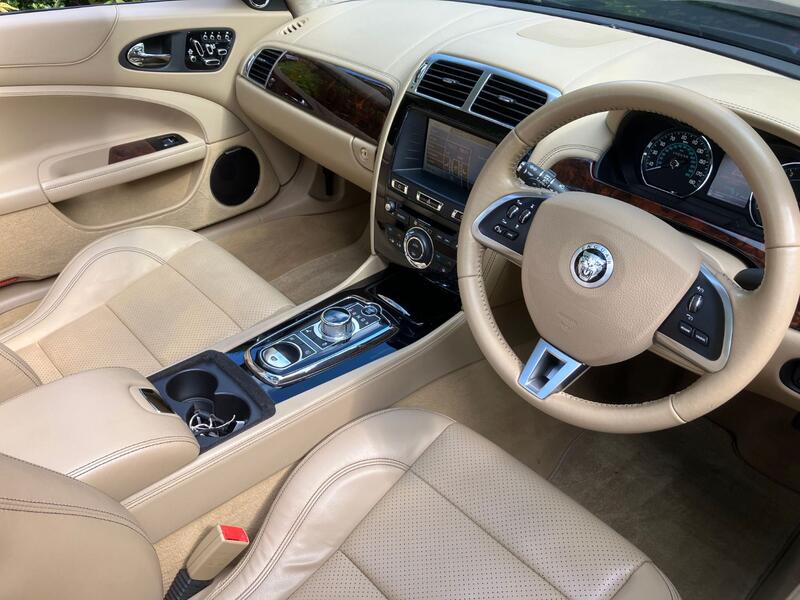 JAGUAR XK