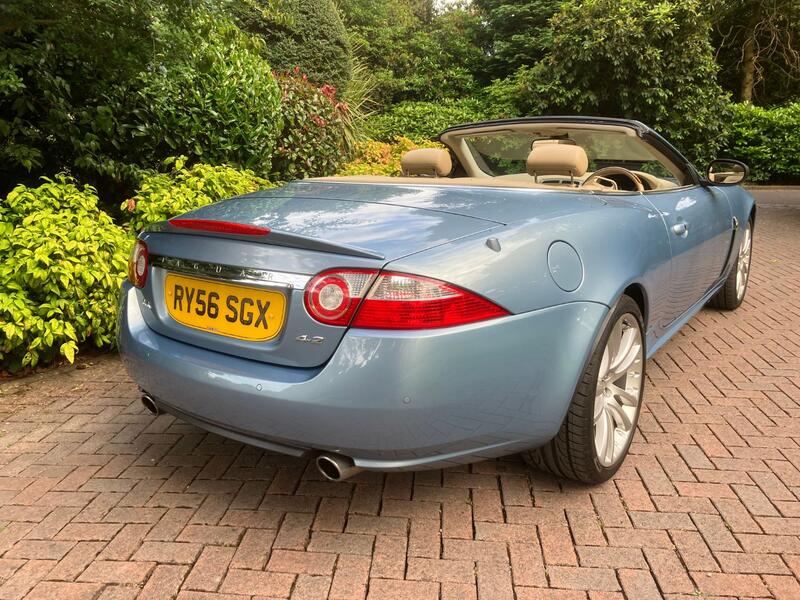 JAGUAR XK