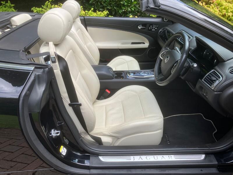 JAGUAR XKR