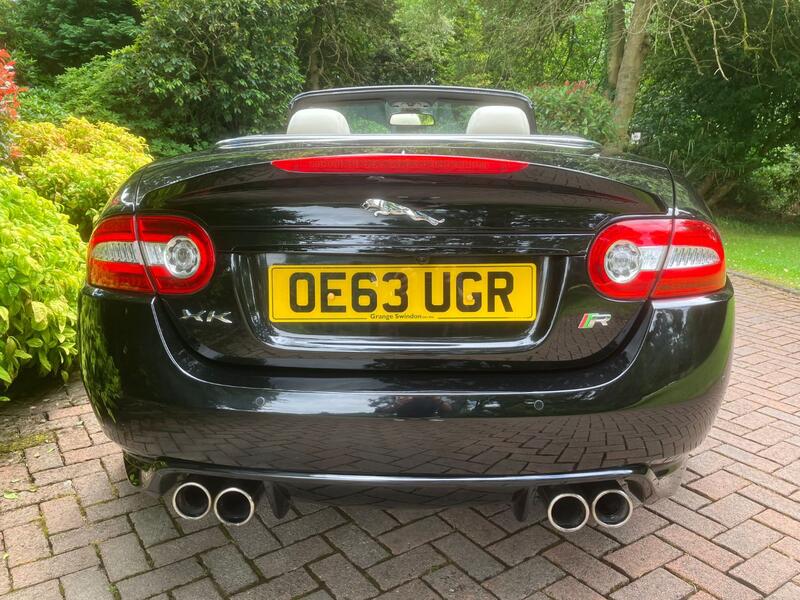 JAGUAR XKR