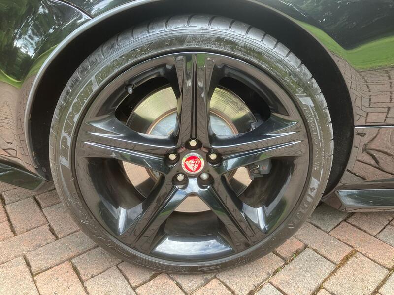 JAGUAR XKR