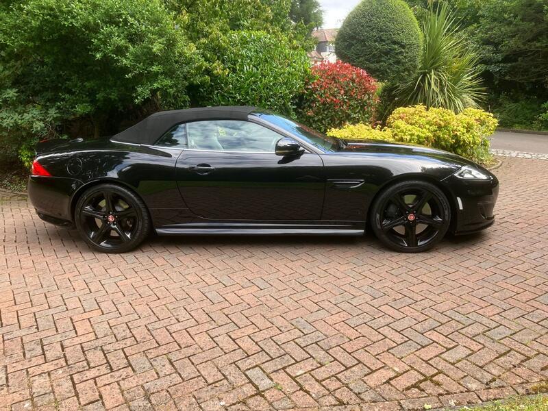 JAGUAR XKR