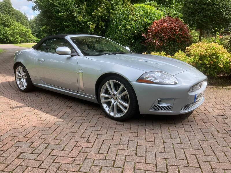 JAGUAR XKR