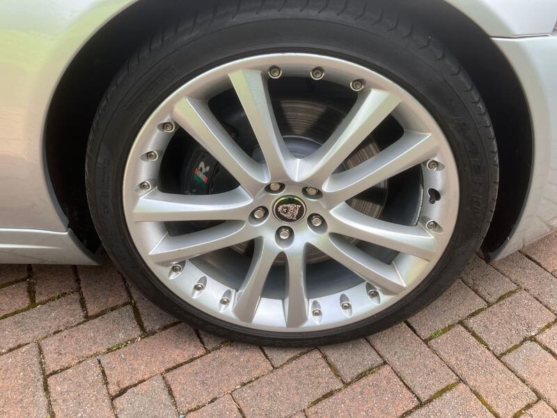 JAGUAR XKR