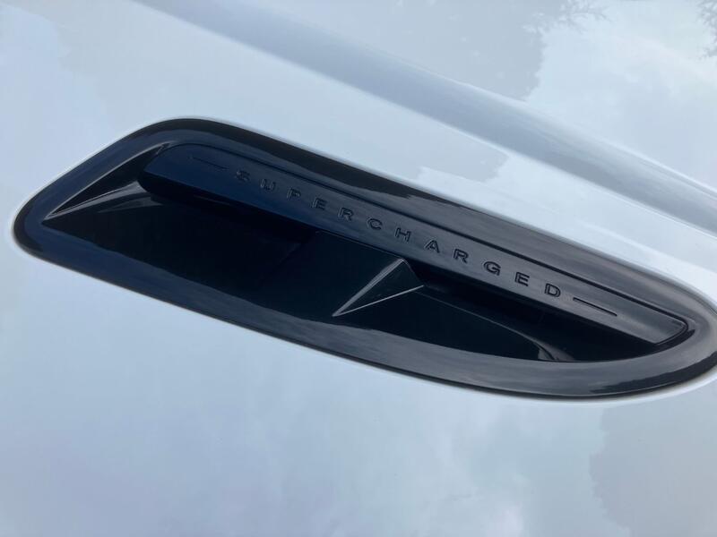 JAGUAR XKR