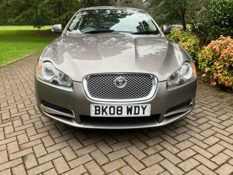 JAGUAR XF