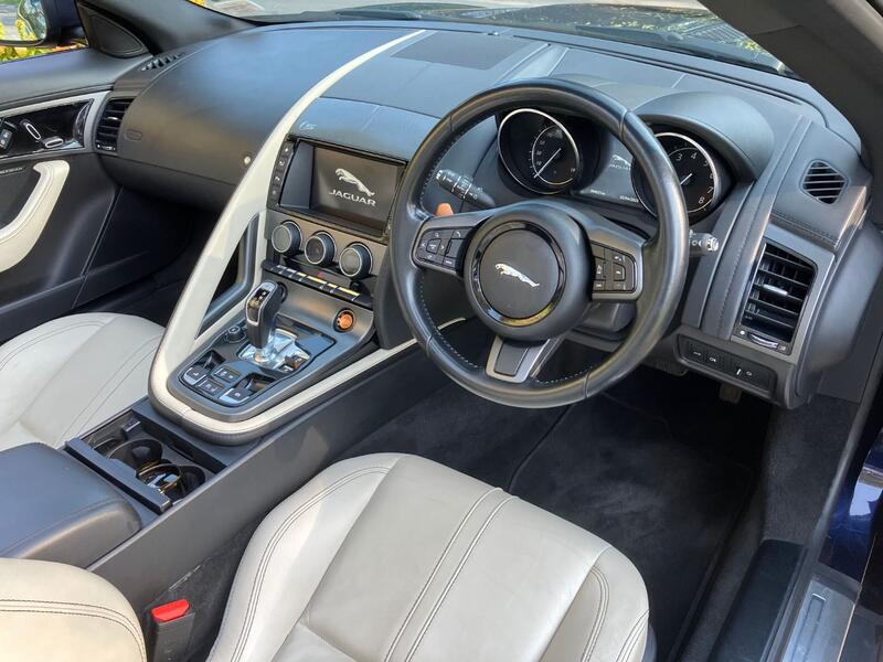 JAGUAR F-TYPE