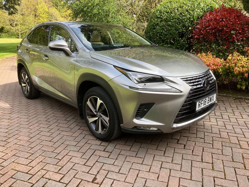 LEXUS NX