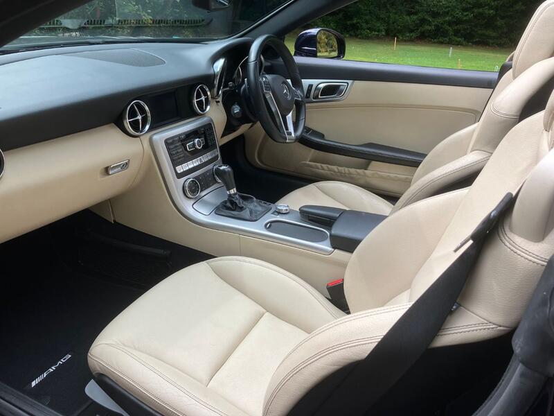 View MERCEDES-BENZ SLK 1.8 SLK200 BlueEfficiency AMG Sport