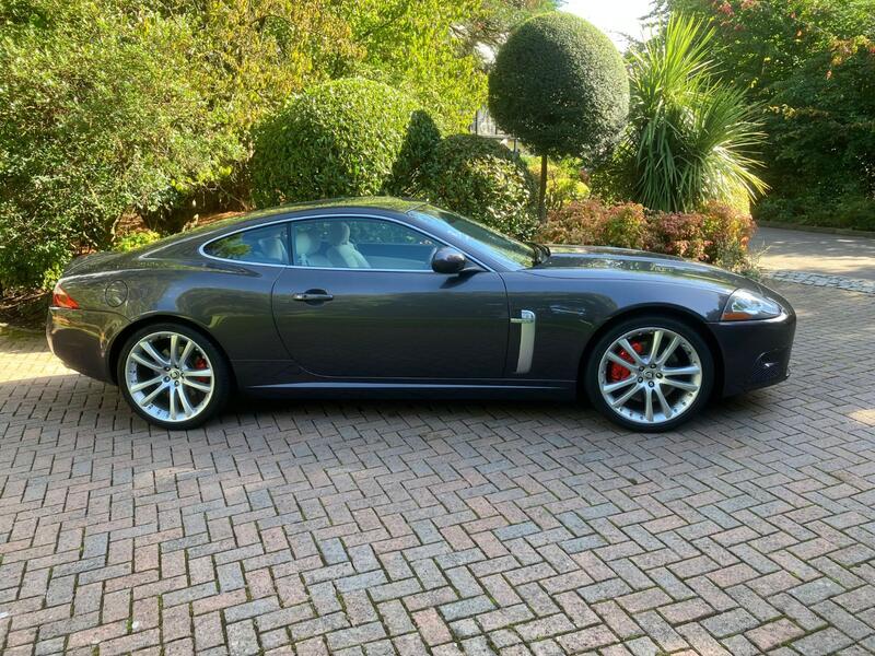 View JAGUAR XKR 4.2 V8