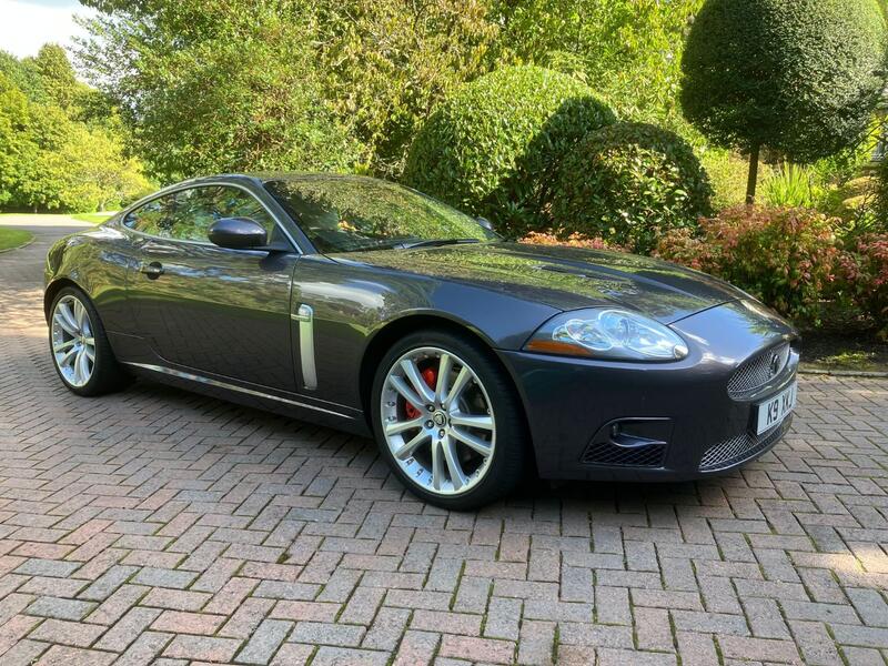 View JAGUAR XKR 4.2 V8