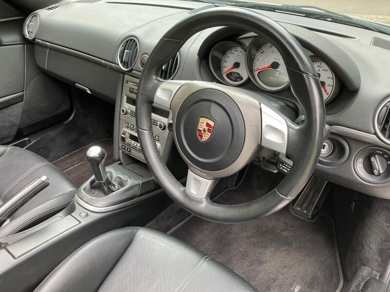 PORSCHE BOXSTER
