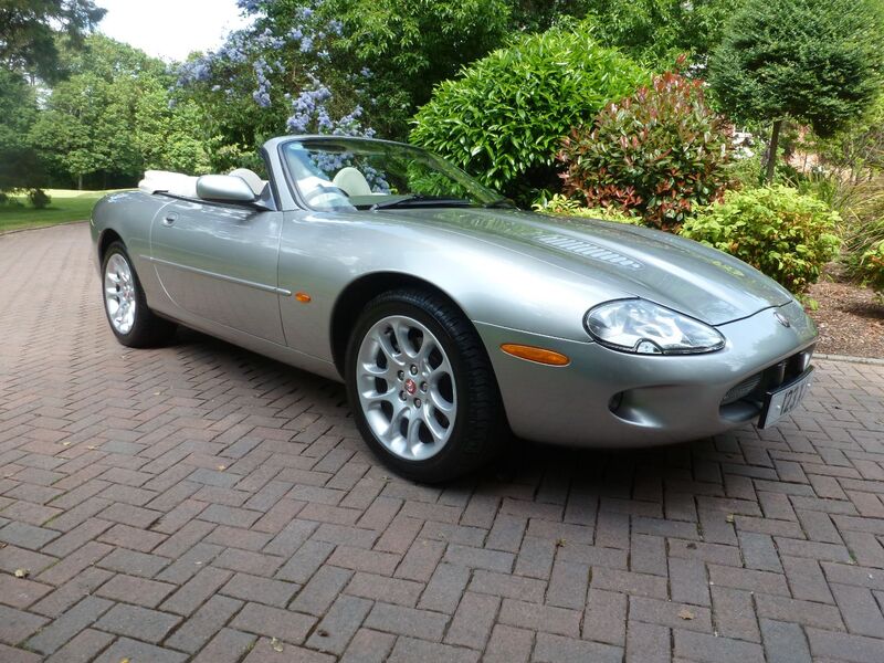 View JAGUAR XKR 4.0 SUPERCHARGED AUTO