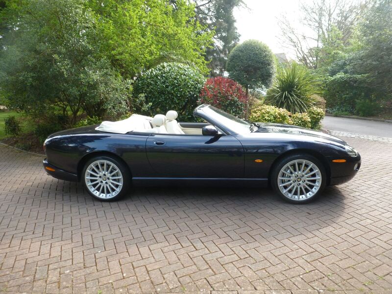 View JAGUAR XK8 4.2 S FINAL EDITION