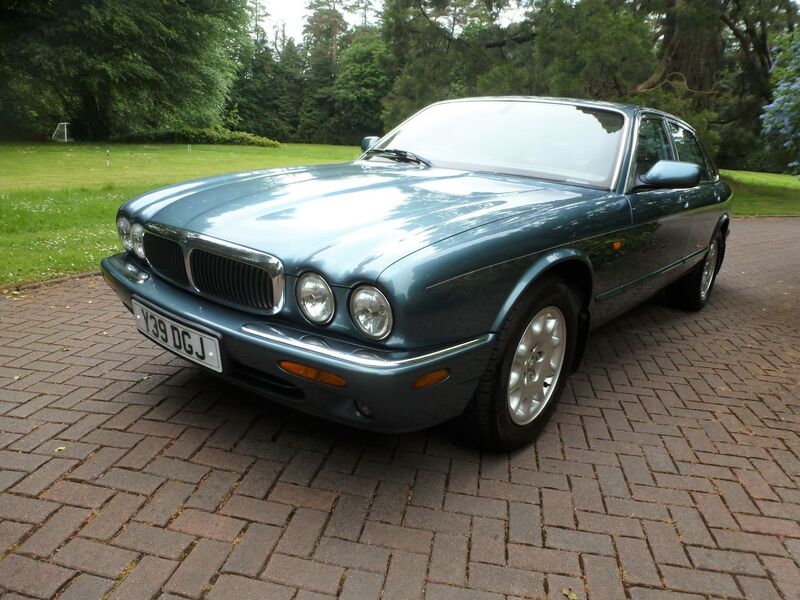 JAGUAR XJ