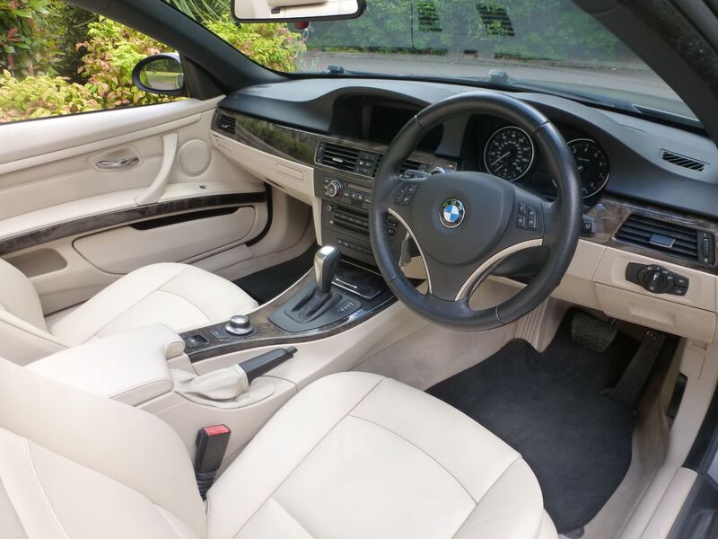 BMW 3 SERIES