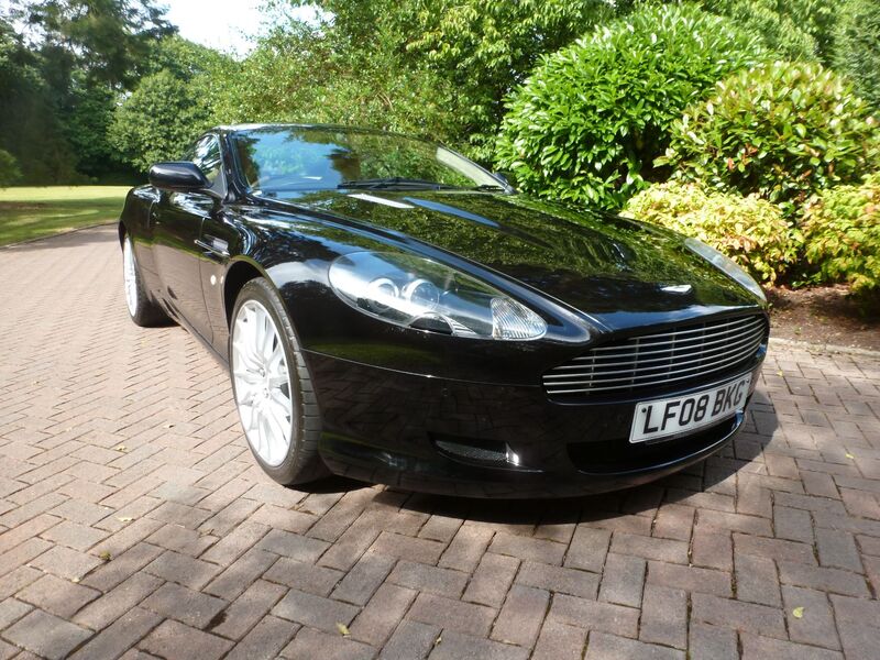 ASTON MARTIN DB9