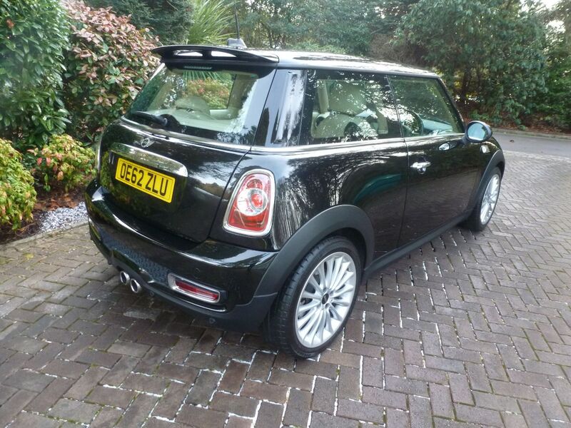 MINI HATCH COOPER S