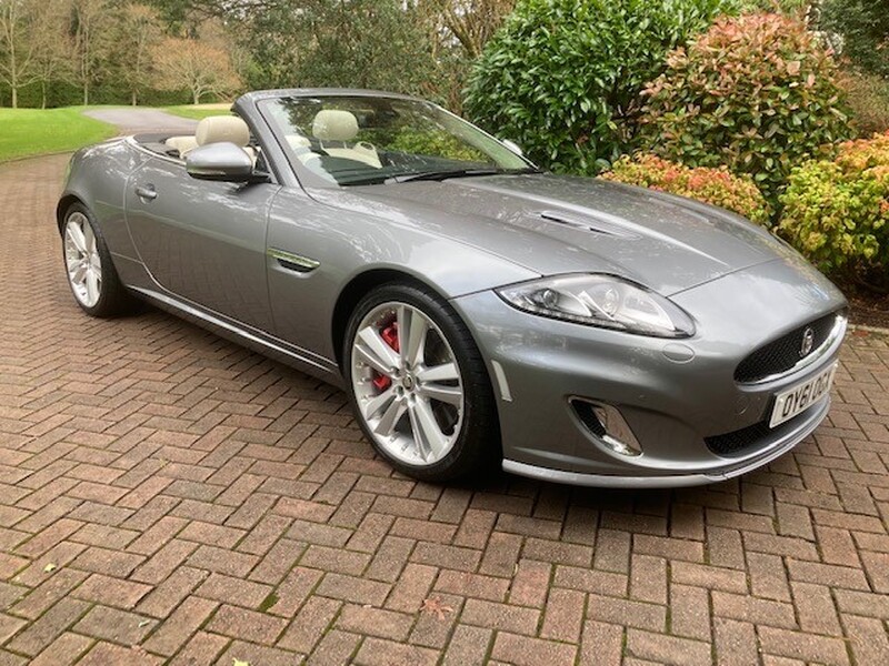 JAGUAR XKR