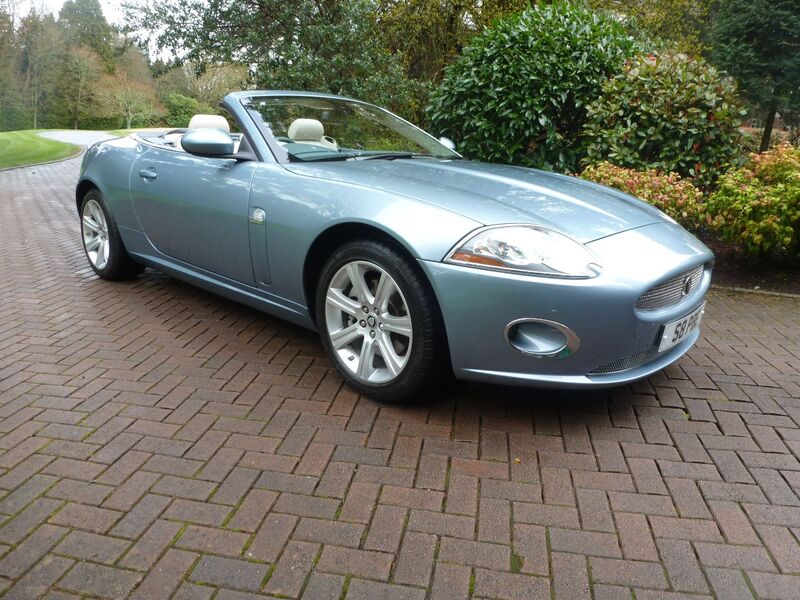 View JAGUAR XK CONVERTIBLE