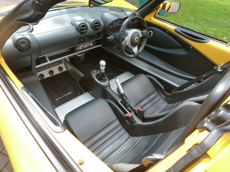 View LOTUS ELISE 1.6 TOURING