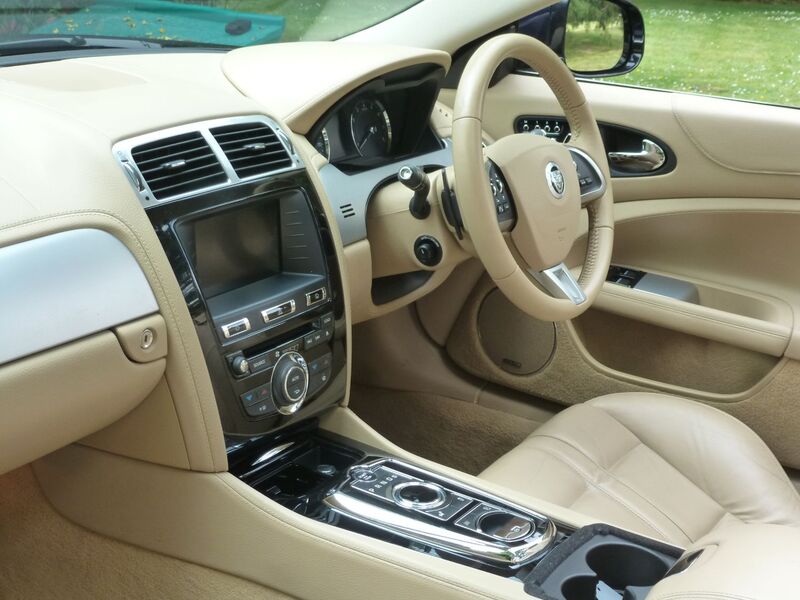 JAGUAR XK