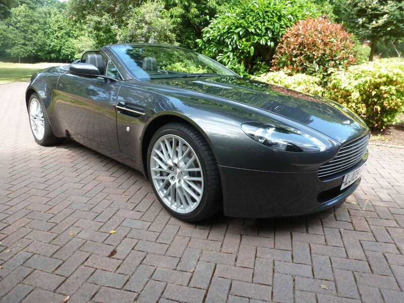 View ASTON MARTIN VANTAGE V8 ROADSTER