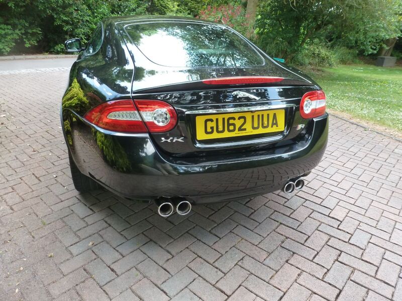 JAGUAR XKR