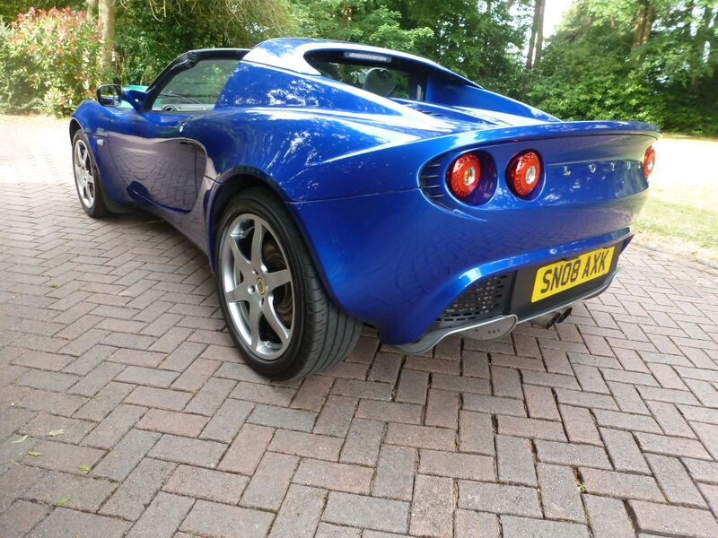 LOTUS ELISE