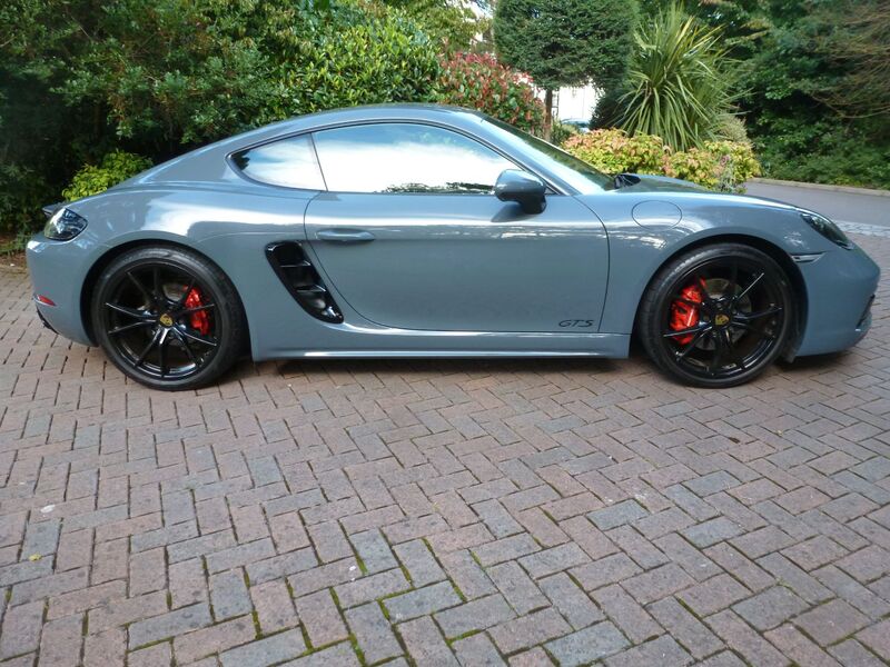 View PORSCHE 718 CAYMAN GTS PDK